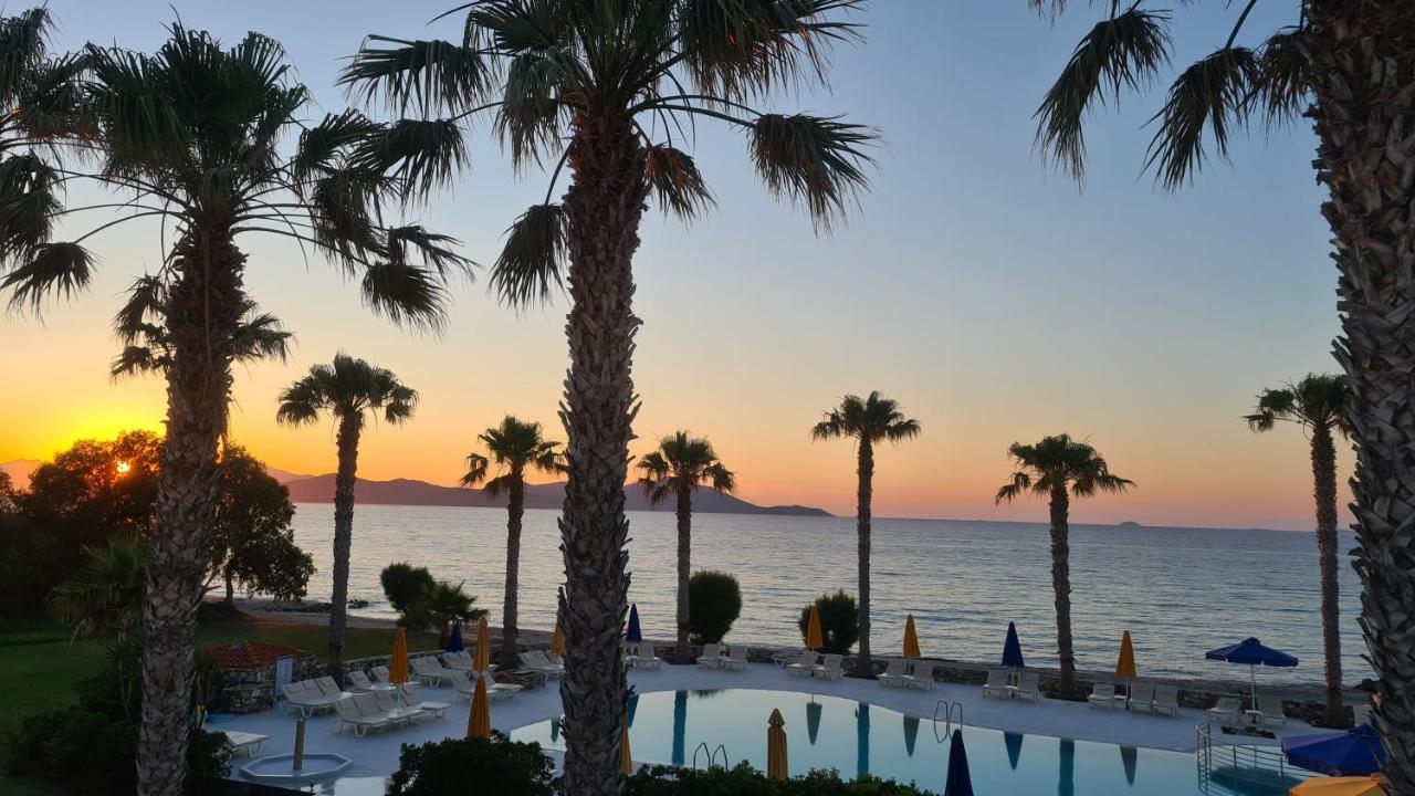 Irina Beach Hotel Tigkaki  Exterior photo
