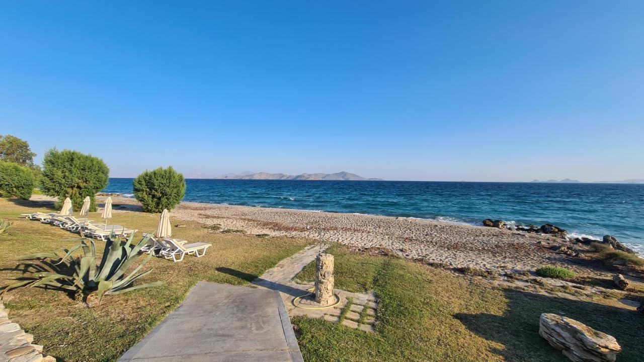 Irina Beach Hotel Tigkaki  Exterior photo