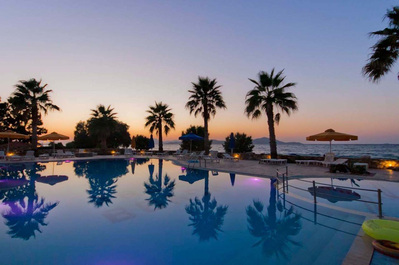 Irina Beach Hotel Tigkaki  Exterior photo