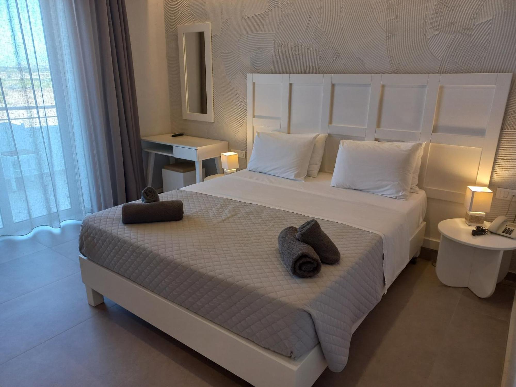 Irina Beach Hotel Tigkaki  Exterior photo